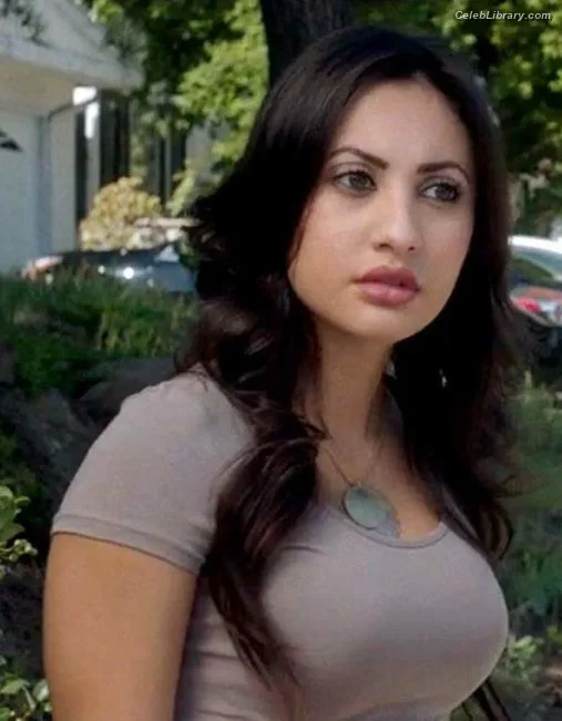 Francia Raisa photo 4 of 632