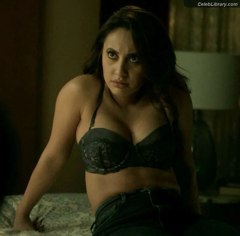 Francia Raisa photo 17 of 632