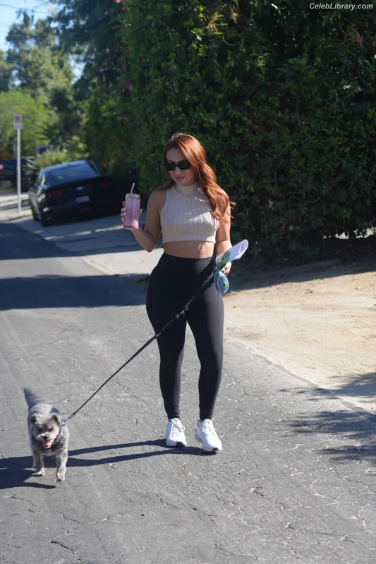 Francia Raisa photo 3 of 632