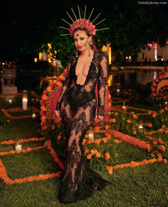 Francia Raisa photo 21 of 632