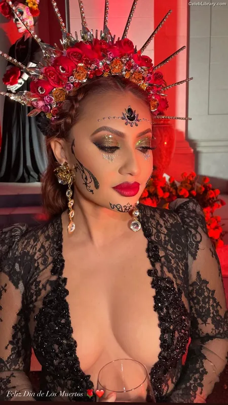 Francia Raisa photo 21 of 632
