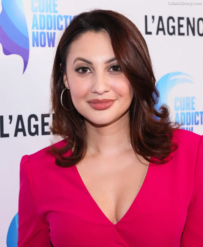 Francia Raisa photo 12 of 632