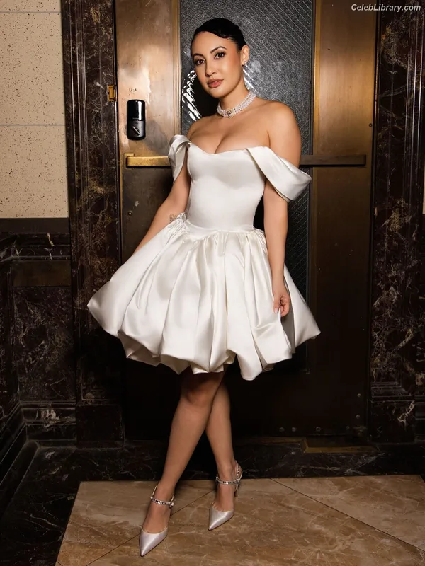 Francia Raisa photo 9 of 632