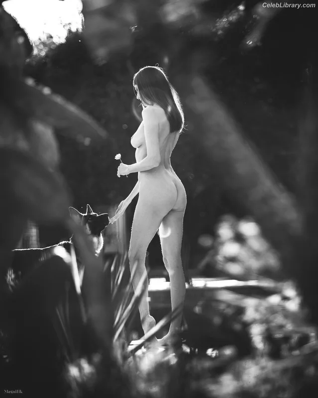 Frederique Bel photo 9 of 116
