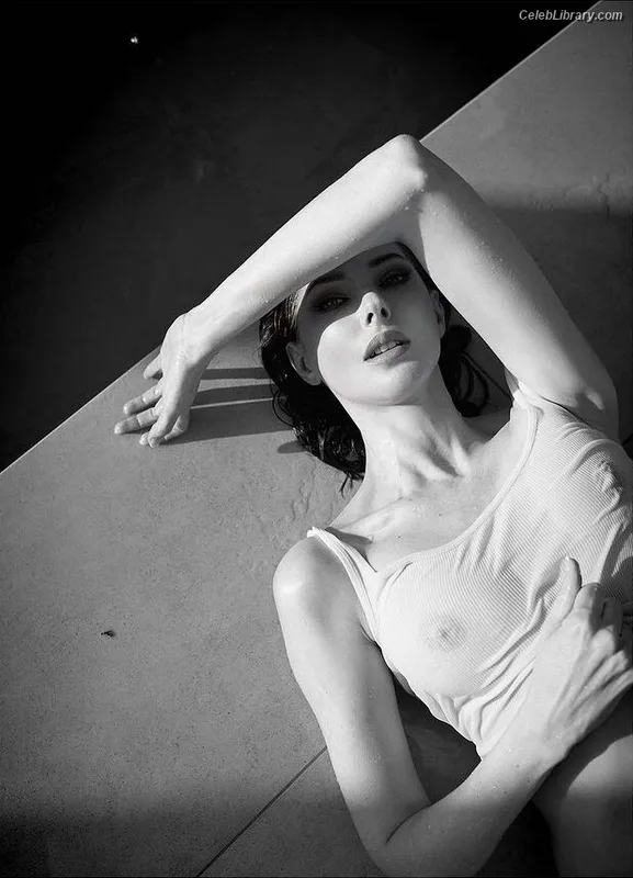 Frederique Bel photo 13 of 116