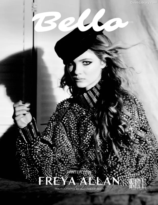 Freya Allan photo 2 of 518