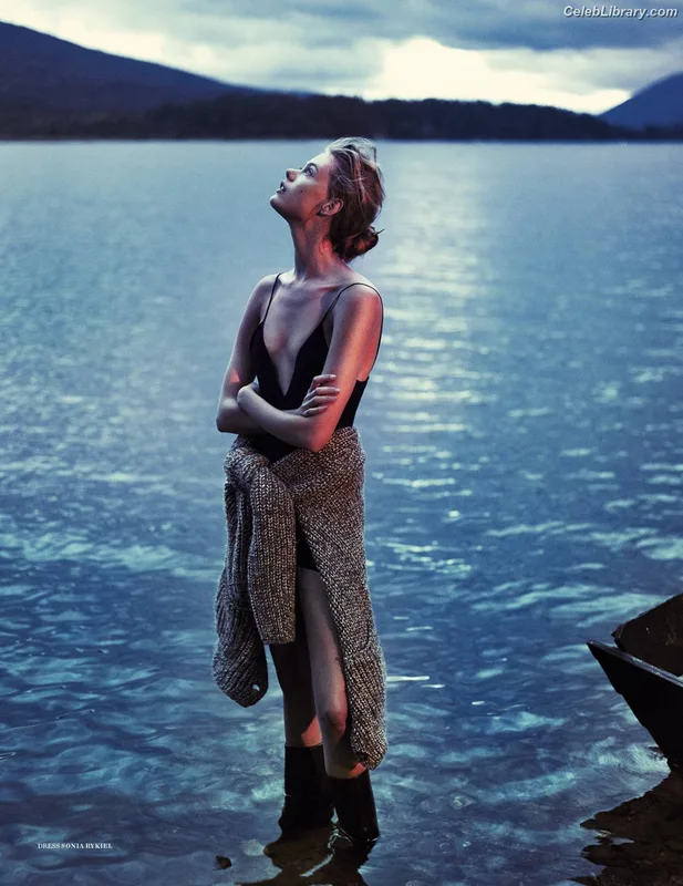 Frida Gustavsson photo 6 of 91