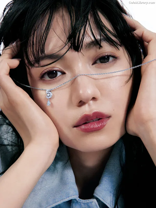 Fumi Nikaido photo 19 of 21