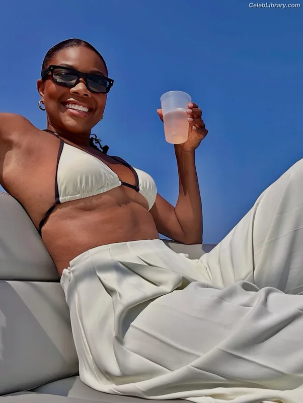 Gabrielle Union photo 15 of 172