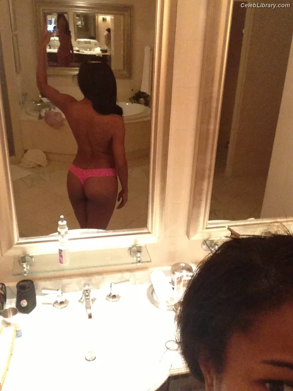 Gabrielle Union photo 2 of 172
