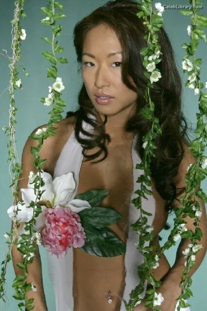 Gail Kim photo 7 of 1000