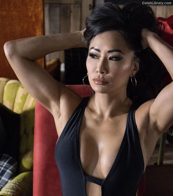 Gail Kim photo 3 of 1001