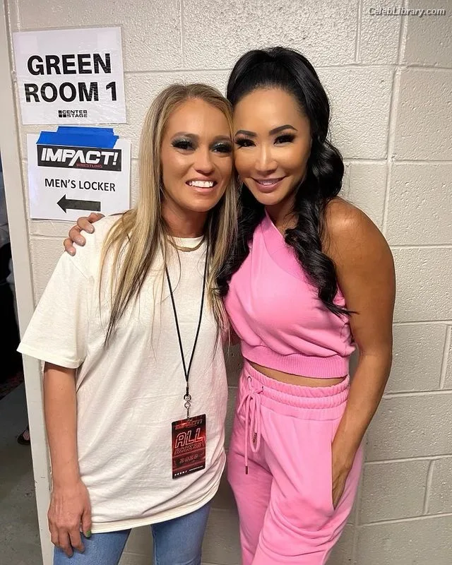 Gail Kim photo 6 of 1001