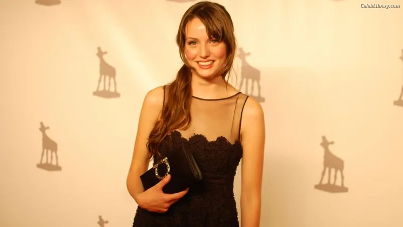 Gaite Jansen photo 17 of 48
