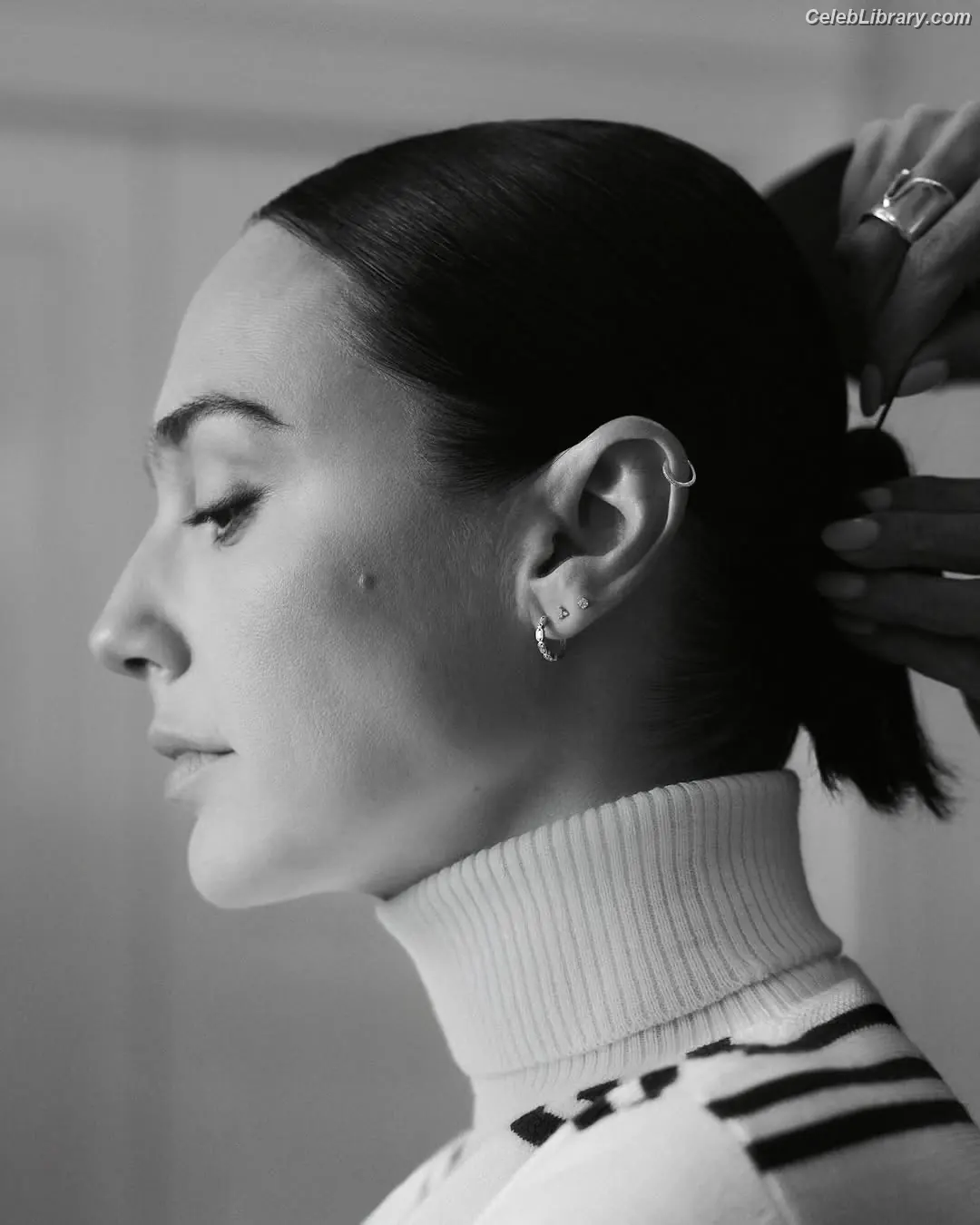 Gal Gadot photo 3 of 1473