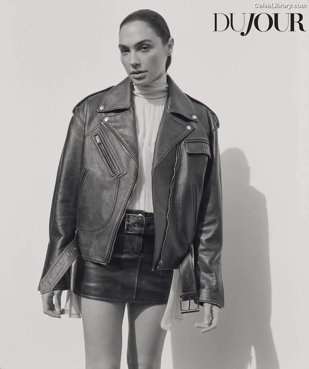 Gal Gadot photo 4 of 1473