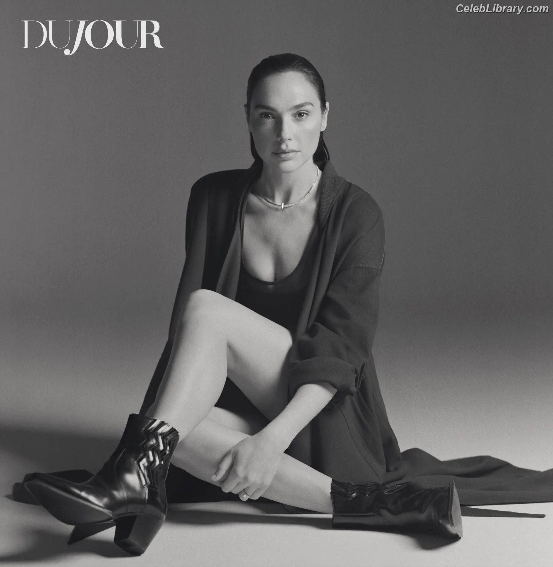 Gal Gadot photo 20 of 1473