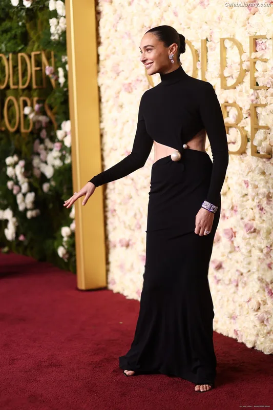 Gal Gadot photo 16 of 1471