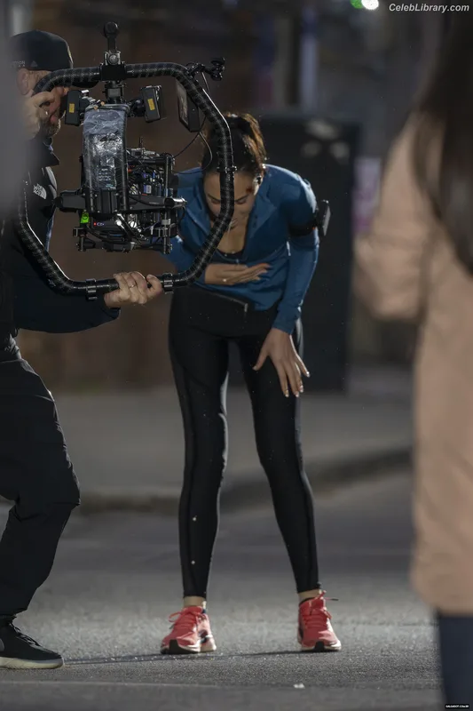 Gal Gadot photo 24 of 1471