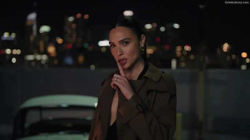 Gal Gadot photo 4 of 1471