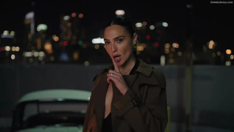 Gal Gadot photo 6 of 1471