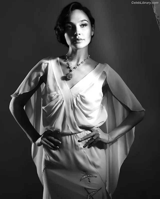 Gal Gadot photo 14 of 1471