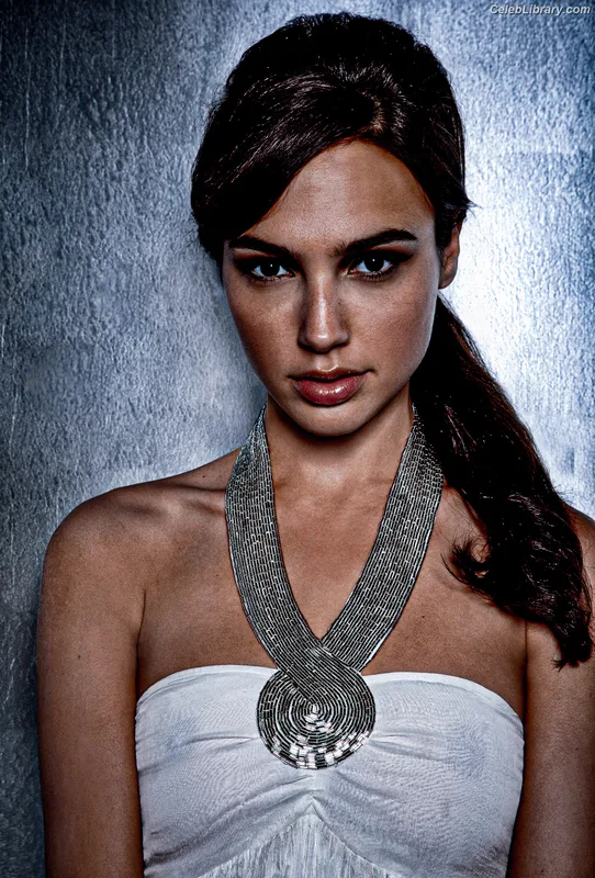 Gal Gadot photo 22 of 1471