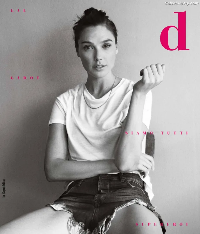 Gal Gadot photo 16 of 1471