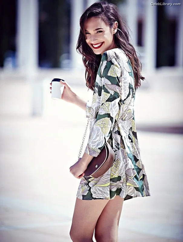 Gal Gadot photo 16 of 1471