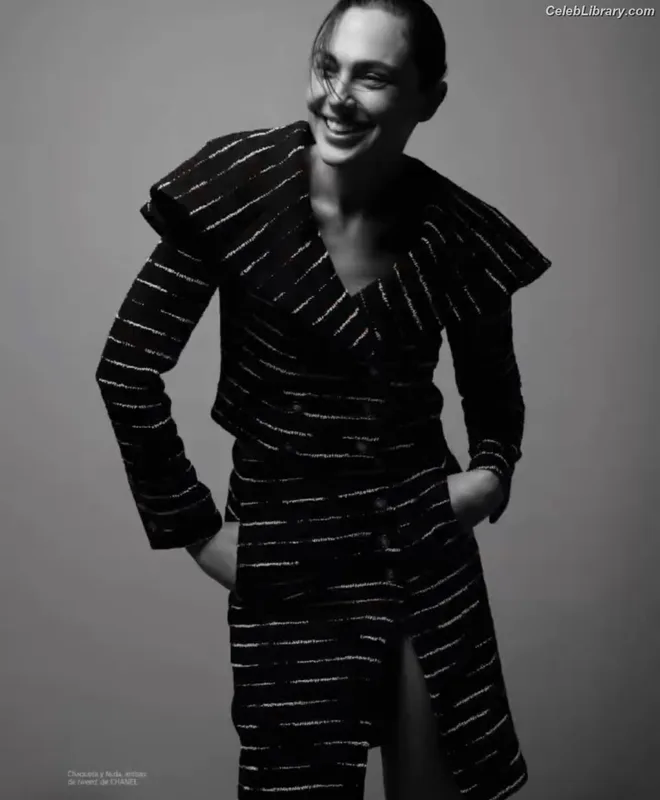 Gal Gadot photo 8 of 1471