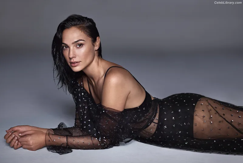 Gal Gadot photo 4 of 1471