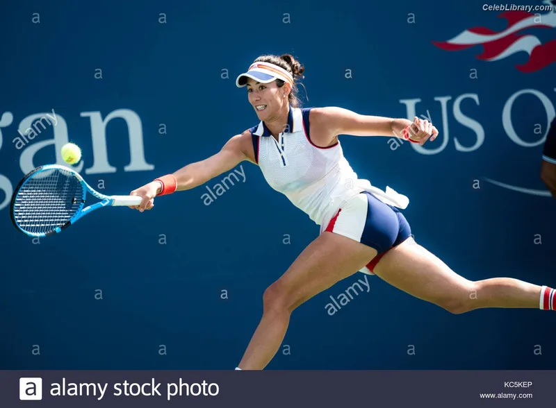 Garbiñe Muguruza photo 1 of 71