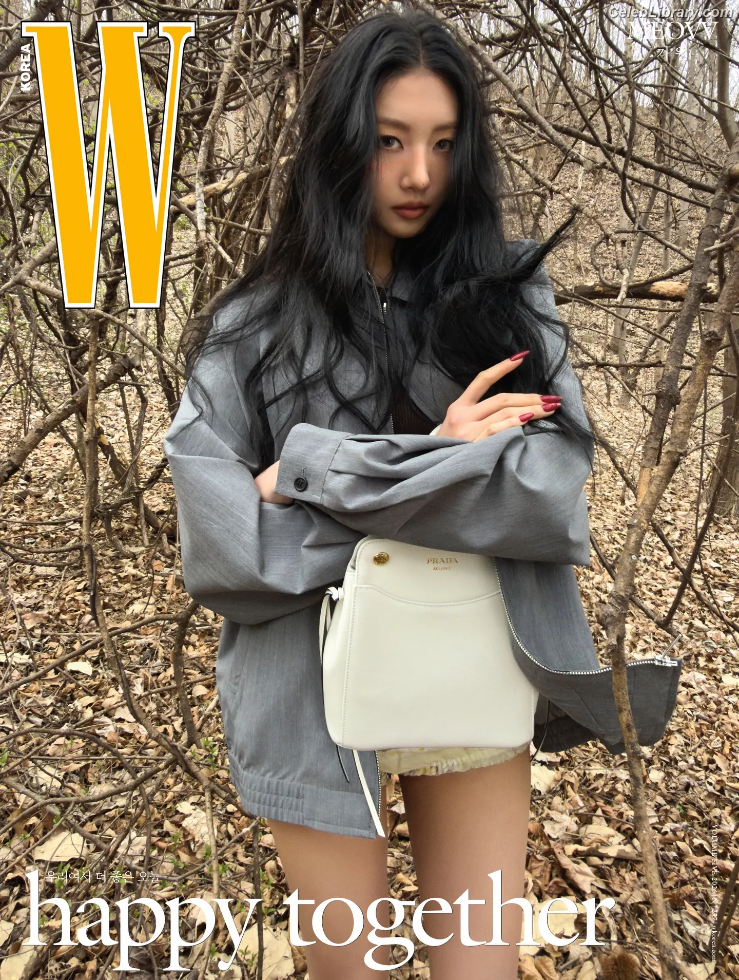 Gawon (Lee Ga-won (이가원) MEOVV) photo 2 of 368