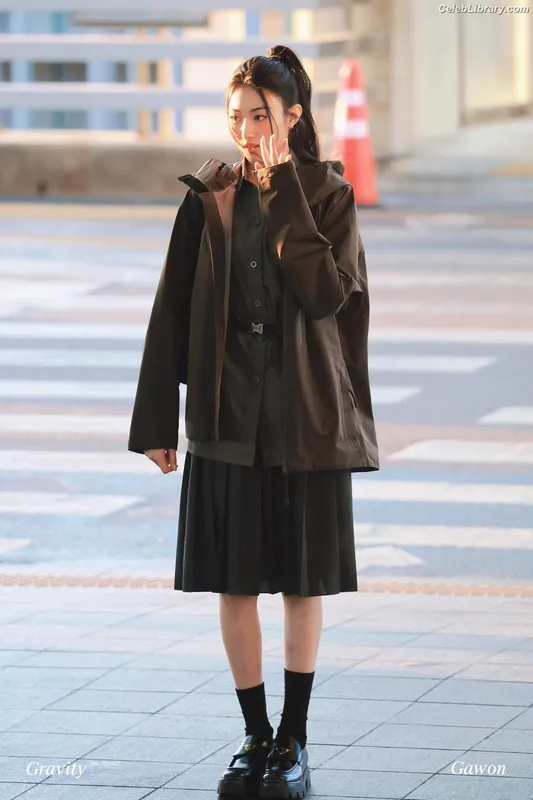 Gawon (Lee Ga-won (이가원) MEOVV) photo 6 of 369