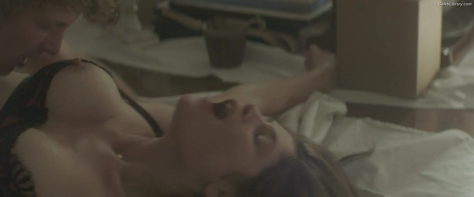 Gemma Arterton photo 15 of 706