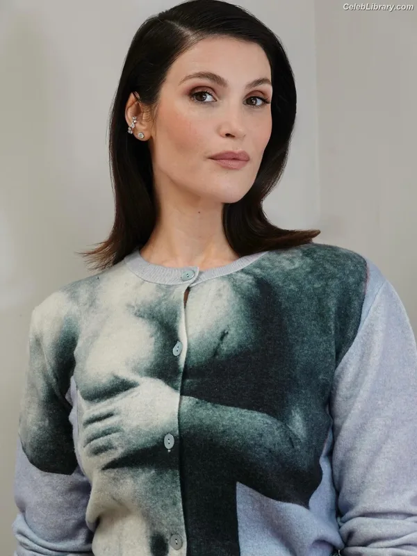 Gemma Arterton photo 3 of 707