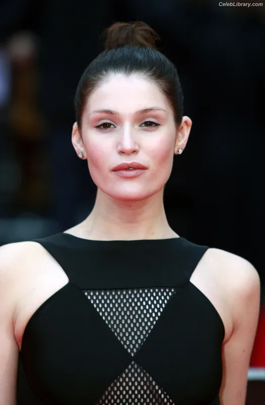 Gemma Arterton photo 13 of 707