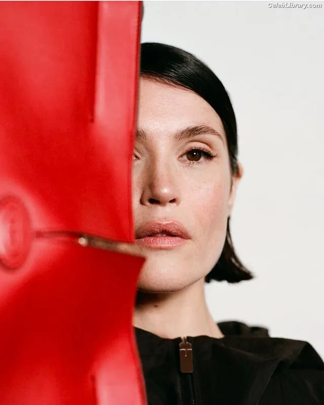 Gemma Arterton photo 10 of 707