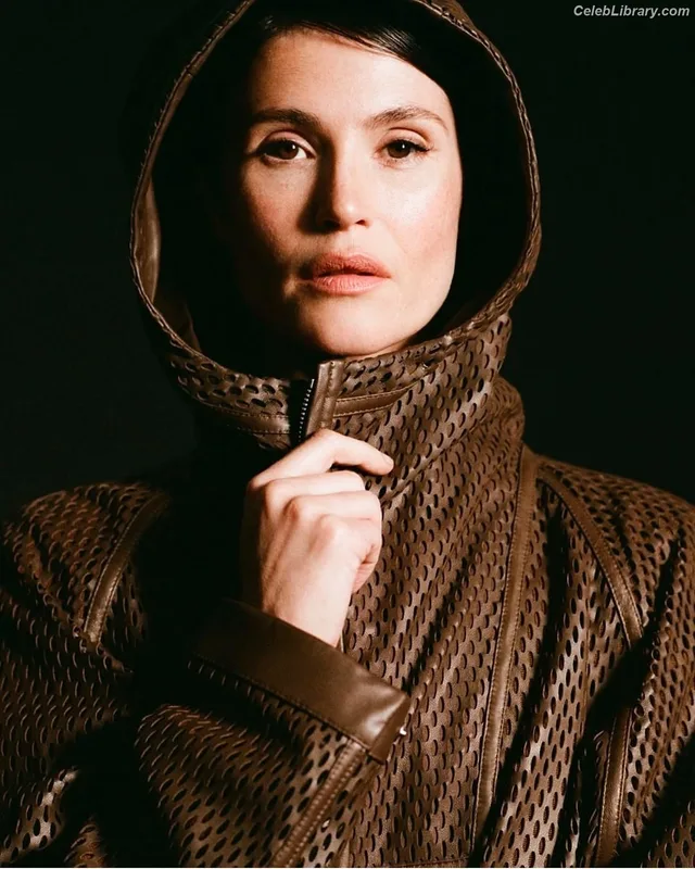Gemma Arterton photo 11 of 707