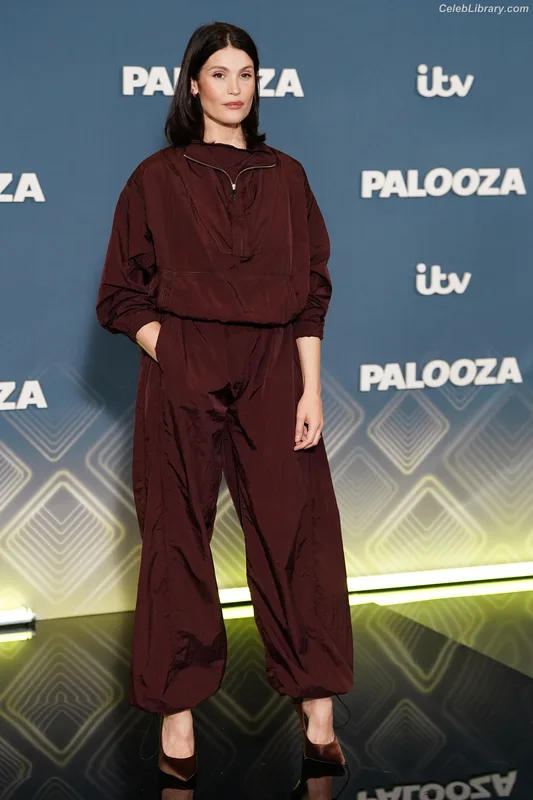 Gemma Arterton photo 2 of 707