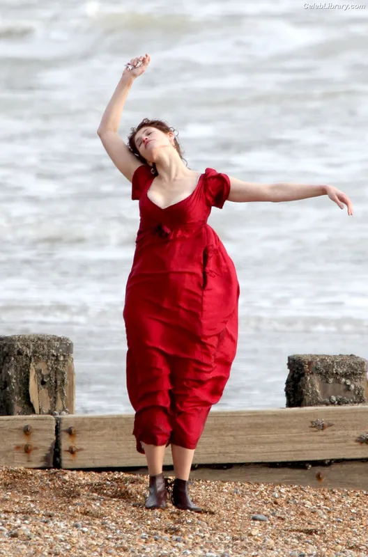Gemma Arterton photo 13 of 707