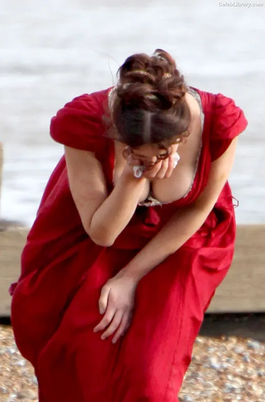 Gemma Arterton photo 19 of 707