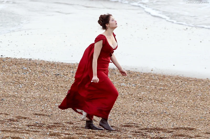 Gemma Arterton photo 22 of 707