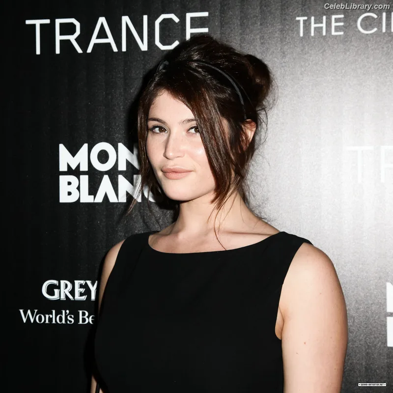Gemma Arterton photo 15 of 707