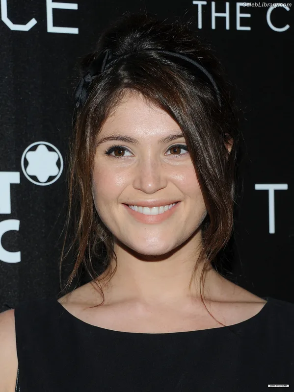 Gemma Arterton photo 23 of 707