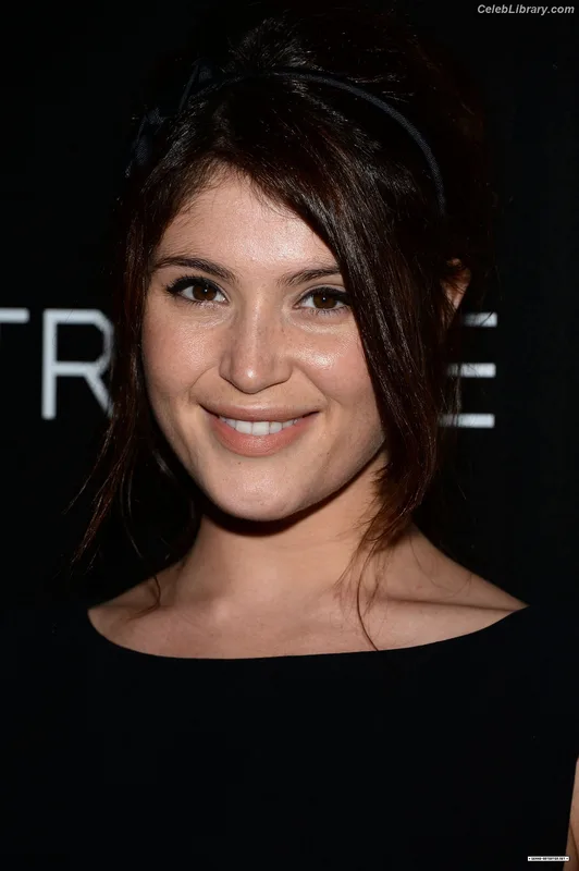 Gemma Arterton photo 24 of 707
