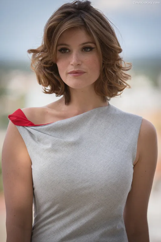 Gemma Arterton photo 8 of 707