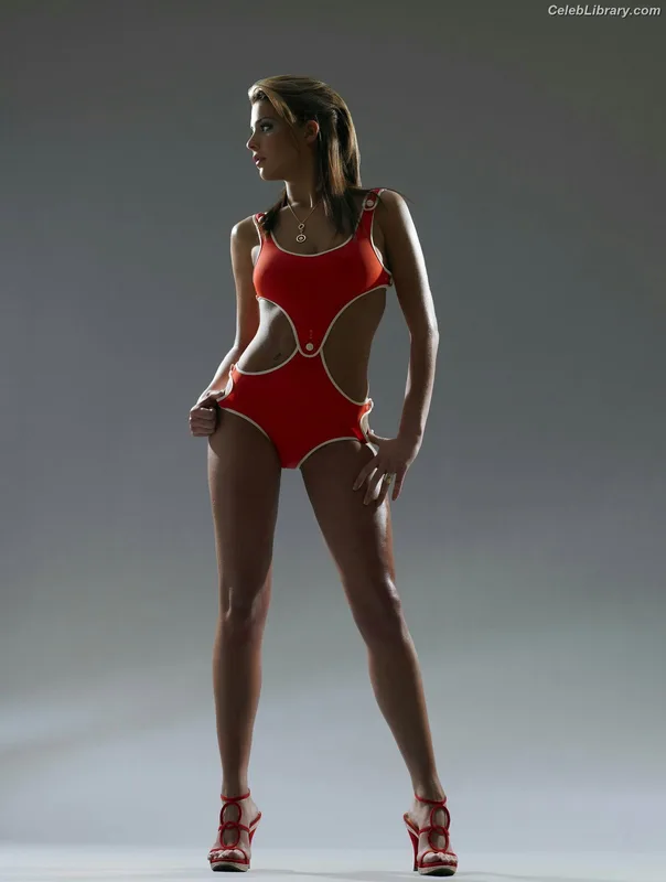 Gemma Atkinson photo 1 of 441