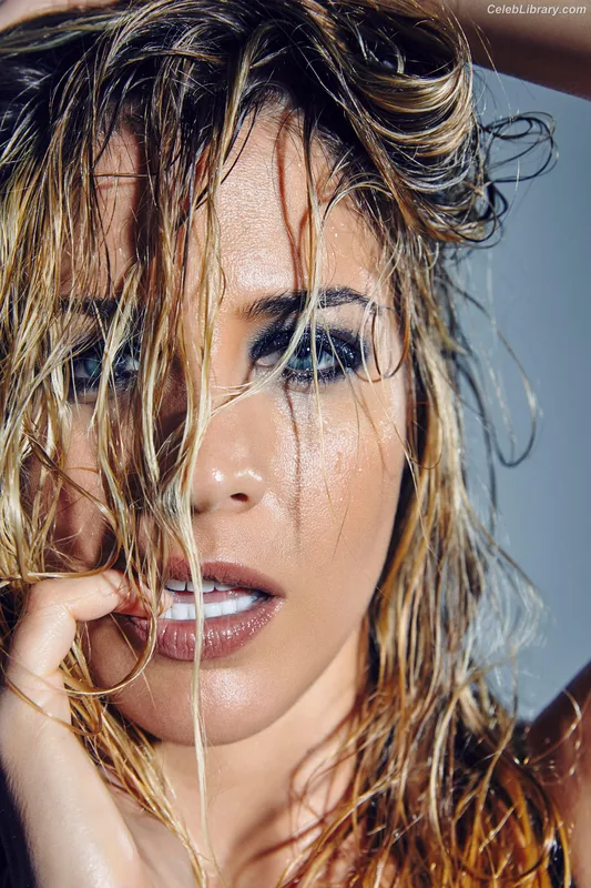 Gemma Atkinson photo 12 of 441