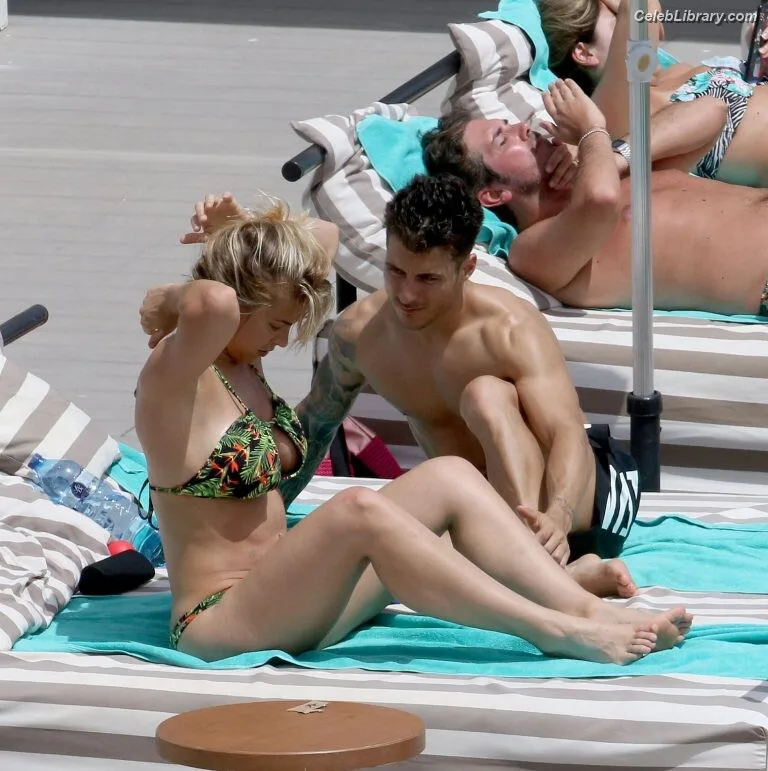 Gemma Atkinson photo 14 of 441